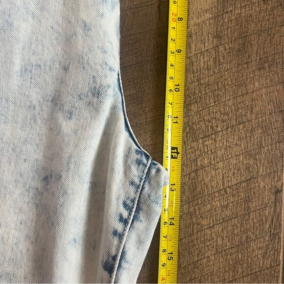 SO High Rise Vintage Stretch Mom Jeans Juniors Size 5 Light Acid Wash Taper Leg - Picture 9 of 10